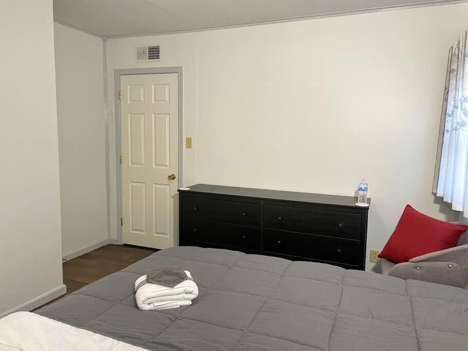 와우케간 *King Bed/3Bds House Near Naval Base & 6Flags* 아파트 외부 사진